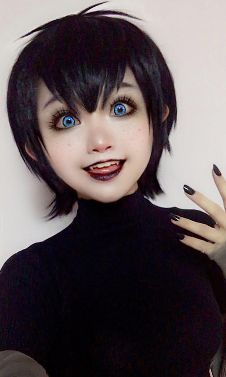 Cosplay Mavis Hotel Transylvania Mirip Banget !!