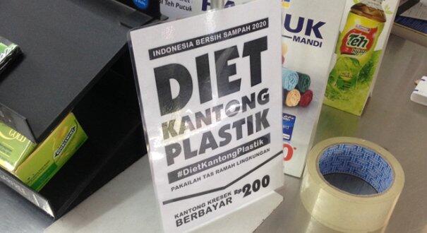 Program kantong plastik berbayar resmi dihentikan 