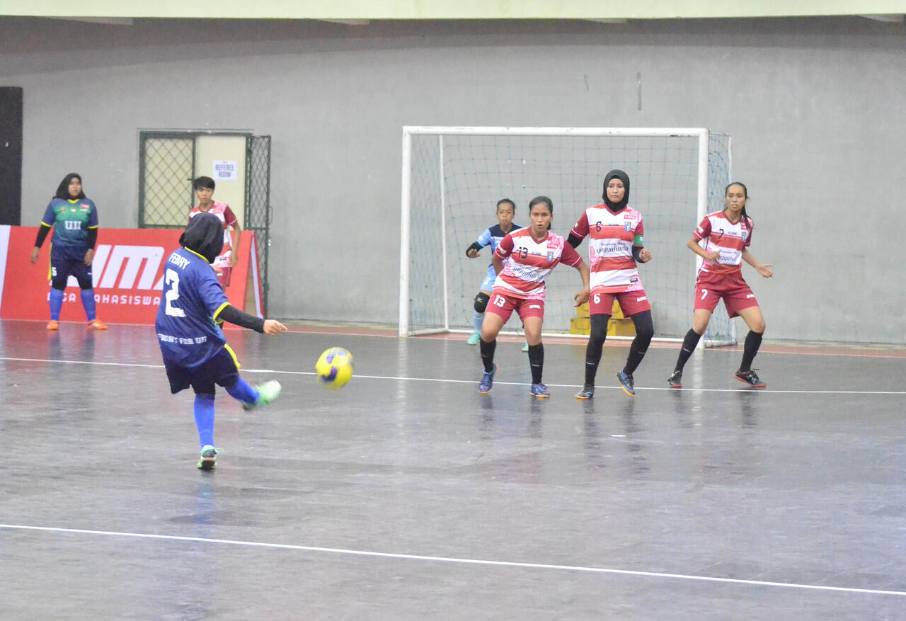 LIMA Futsal Kaskus Central Java &amp; DIY Conference + LIMA NC 2016 Hari ke-1