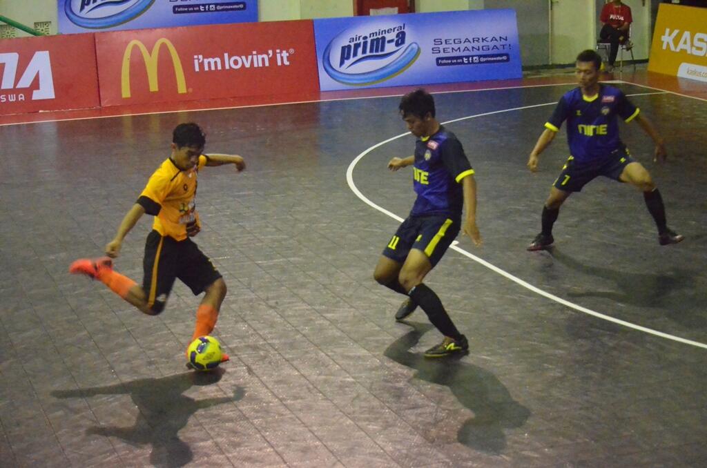 LIMA Futsal Kaskus Central Java &amp; DIY Conference + LIMA NC 2016 Hari ke-1