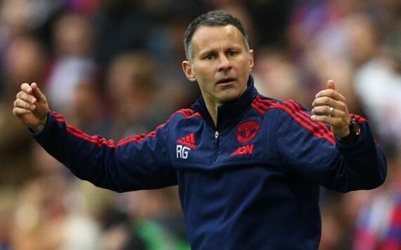 Swansea City Tolak Ryan Giggs?