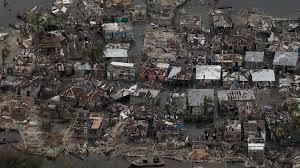 900 orang tewas terkena angin Topan Matthew di Haiti.. Korea diterjang Topan Chaba..