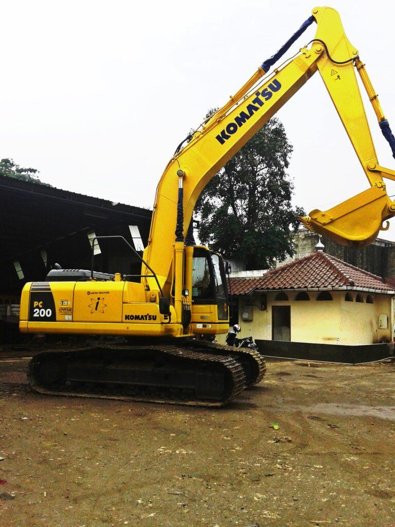 SHARING INFO ALAT BERAT (CRANE &amp; EXCAVATOR) &amp; SOLAR INDUSTRI (HSD)