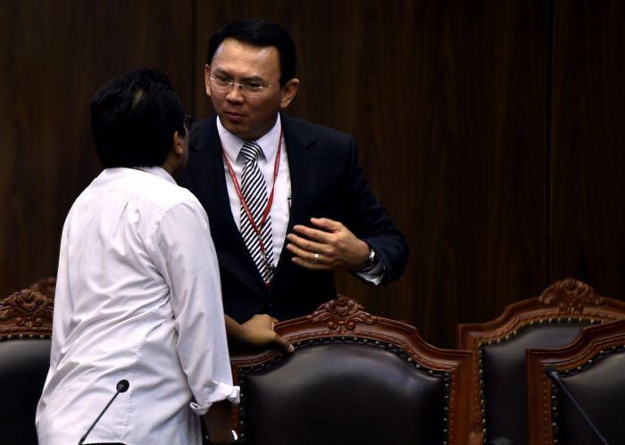 Saling lapor karena Ahok dan Al Maidah