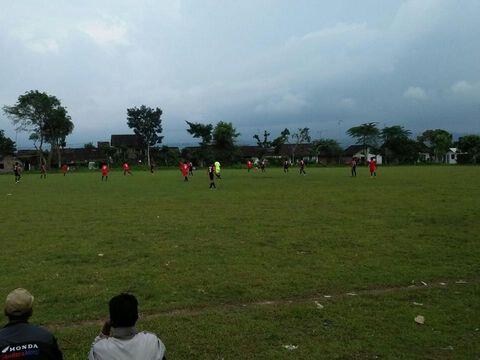 Heli Menteri Susi Mendarat di Lapangan saat Pertandingan Bola, Ini Wujudnya