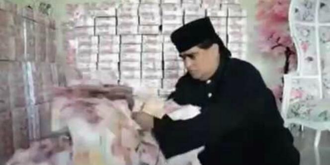 Hindari Kebiasaan Ini Kalau Gak Mau Hidup Kelilit Utang!!