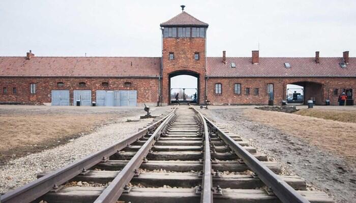 ‘Dark Tourism’ Destinasi Pemandangan Kematian dan Penderitaan yang Mengiris Hati