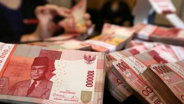 Selepas Jeda Siang, Rupiah Kian Terpuruk