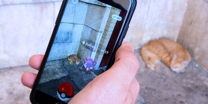 Lima cerita pemain Pokemon Go selamatkan orang lain