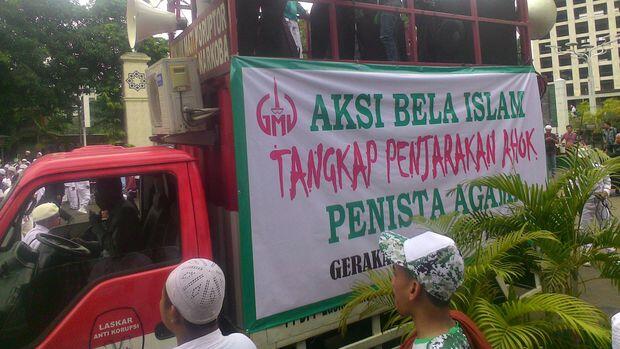 Ada Demo di Sekitar Gambir, PT KAI DAOP I Imbau Penumpang Naik KA di Jatinegara