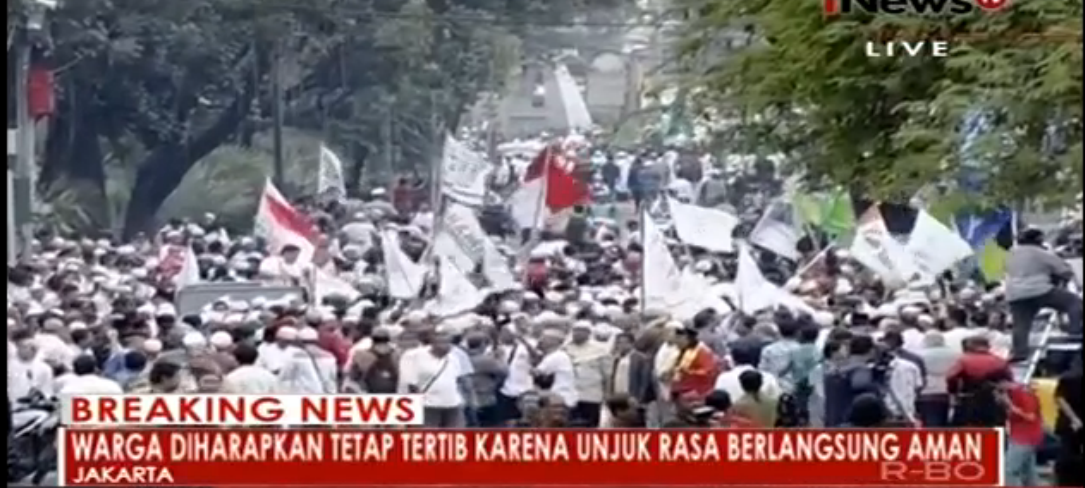 (Breaking news) Demo ahok di balaikota hari ini 