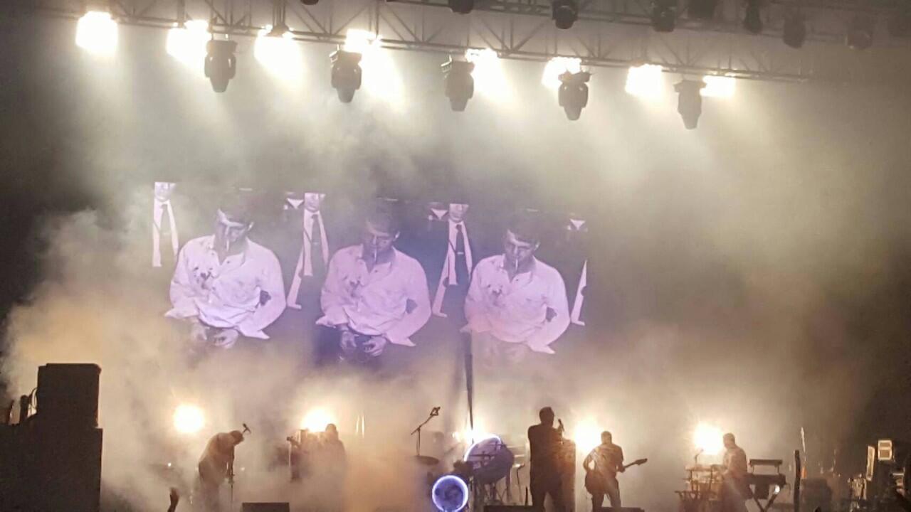 &#91;FR&#93; Konser MORRISSEY di Senayan Golf Driving Range Jakarta, 12 Oktober 2016