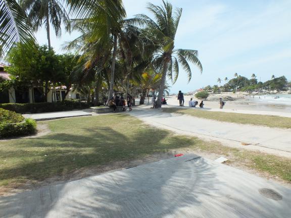 pulau tanpa penghuni tapi Indah banget