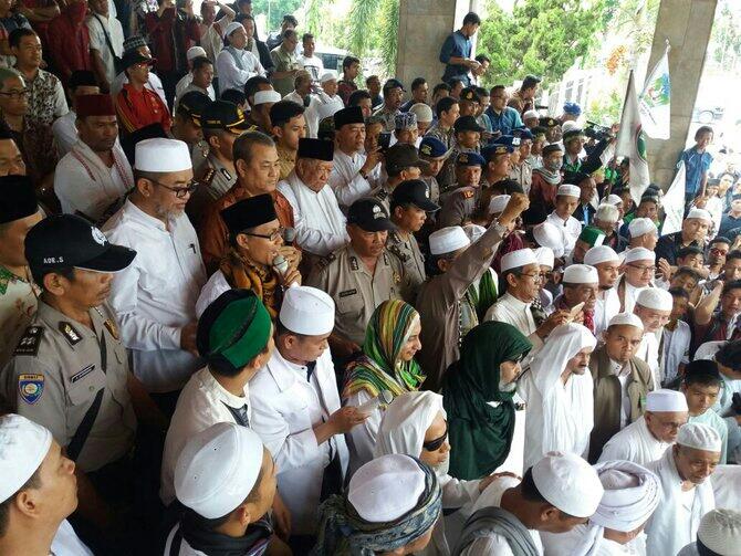 Aksi serentak dari DKI hingga daerah kecam Ahok soal Surah Al Maidah