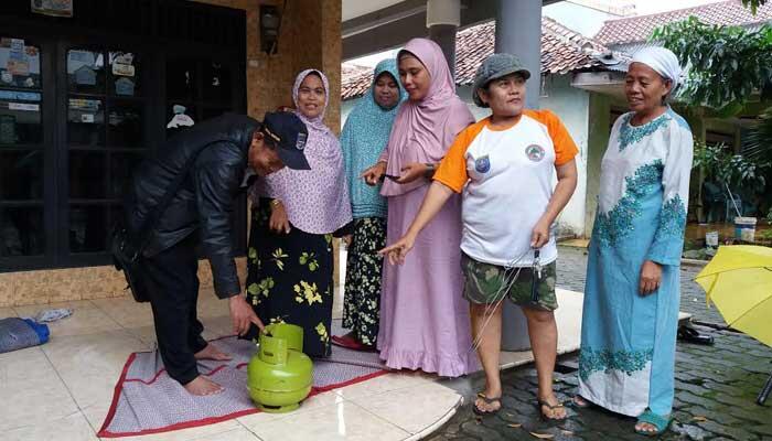 Polisi Tangkap Tiga Pengoplos Gas Isi Air