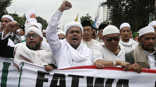 Pengamat Bandingkan 'Ancaman' Habib Rizieq dengan Pernyataan Ahok Ini