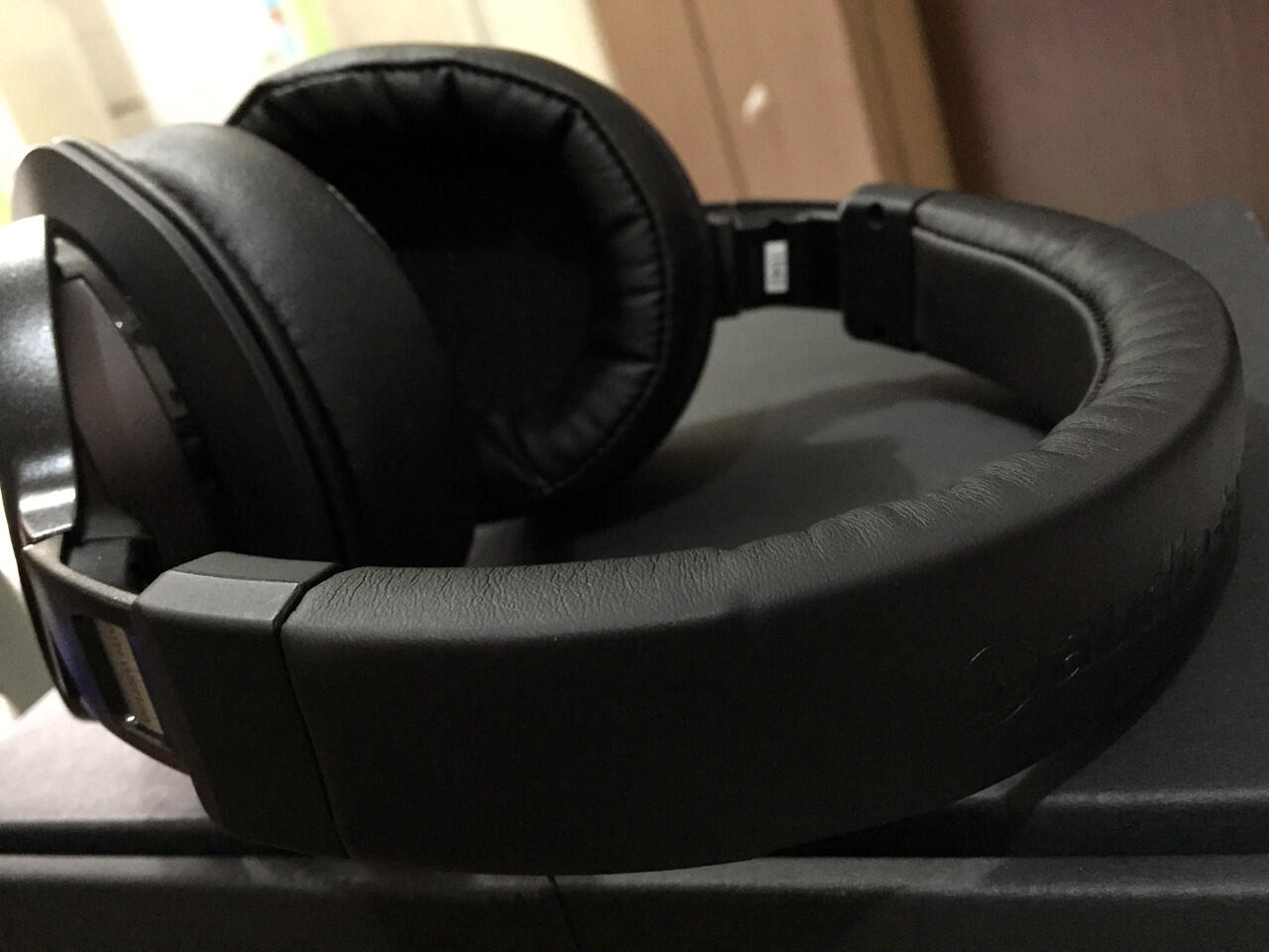  &#91;ERC&#93; AUDIO-TECHNICA HEADPHONE ATH-WS1100iS SOLID BASS 