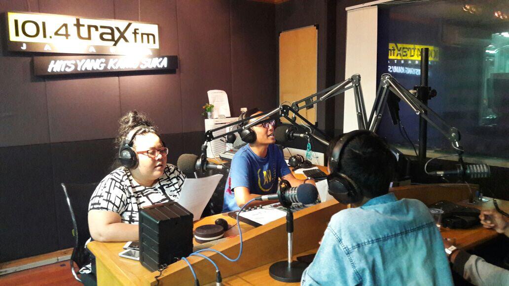 FR Bekasi Beatbox Kaskus Onair Di Kompak Bareng 101.4 Trax FM 