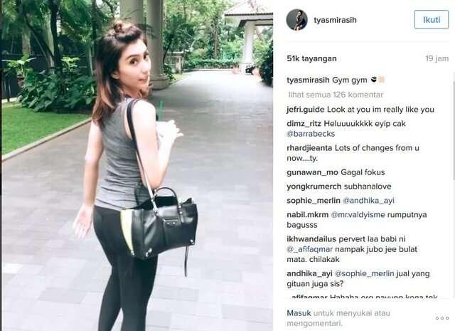 WOW, G-string Hot Tyas Mirasih Kelihatan Saat Mau Nge-Gym