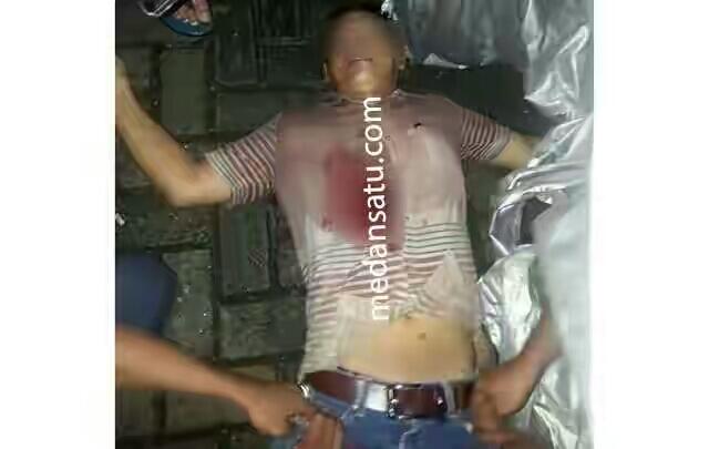 Bandar Sabu 100 Kg Ditembak Mati BNN di Medan Sunggal, 2 Nyerah. Lihat Foto-fotonya