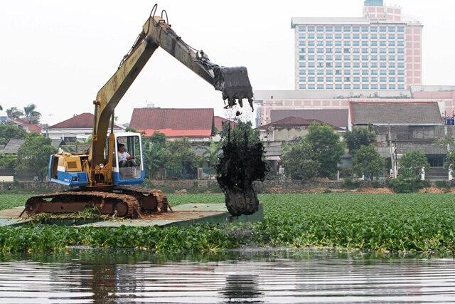 Waduk Tomang Kini Bebas Sampah dan Eceng Gondok