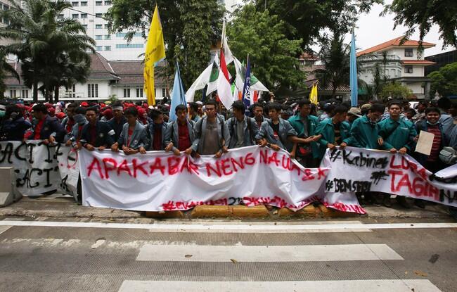 BEM SI Gelar Unjuk Rasa Peringati Dua Tahun Pemerintahan Jokowi