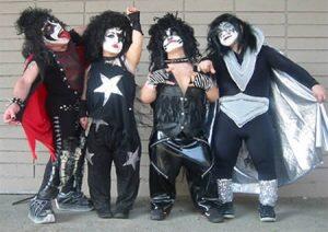 7 Rock Band Paling Aneh di Dunia