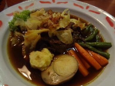 8 Restoran Jawa di Jakarta yang Paling Enak dan Favorit