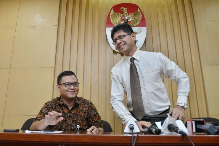 Suap Akil Mochtar, Bupati Buton jadi tersangka