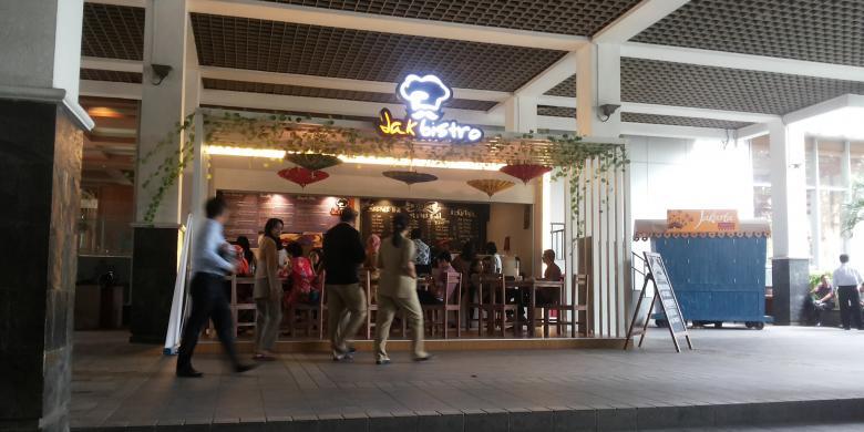 Wacana Kafe di Sepanjang Trotoar Sudirman-Thamrin, Apa Kata Warga?