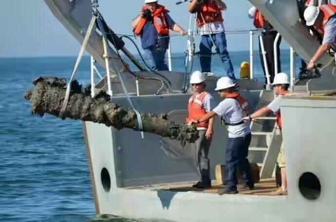 Hasil mahakarya manusia yang terkubur di dalam laut