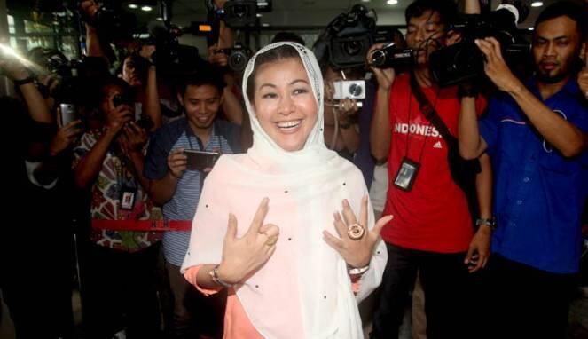 Wanita Emas Bikin Partai, Janjikan Rumah Bagi Para Kader