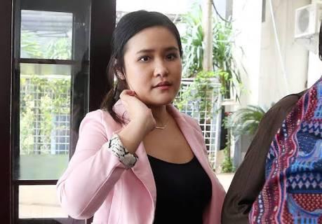 Jessica terlihat kece setelah beberapa bulan ditahan