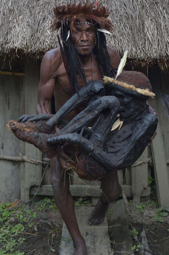 mumi suku dani di papua