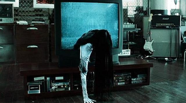 6 Film Horor Ini Bikin Kamu Takut di Rumah Sendirian