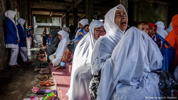 7 Fakta Hukum Syariah di Aceh