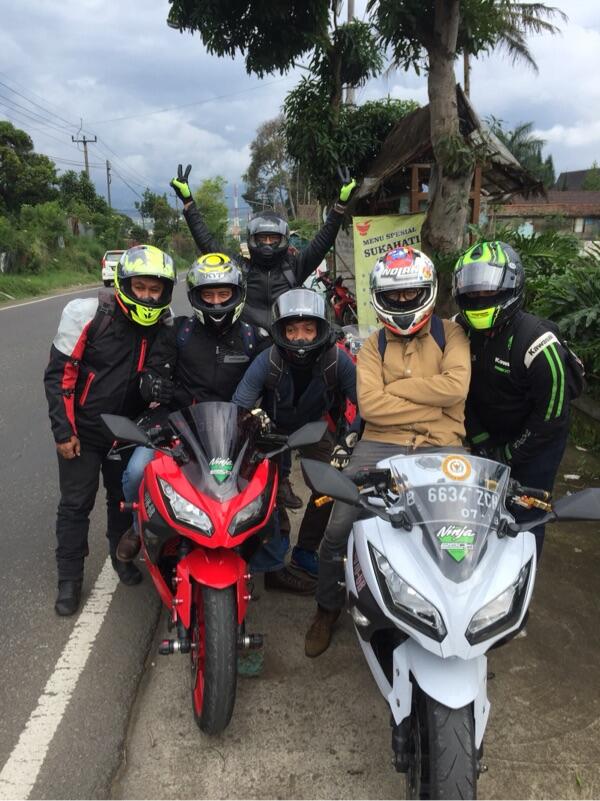 Perjalanan Touring Motor ke Bandung