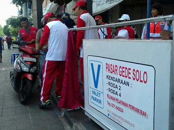 Keren! Pasar Gede Solo Udah Nerapin Parkir Valet