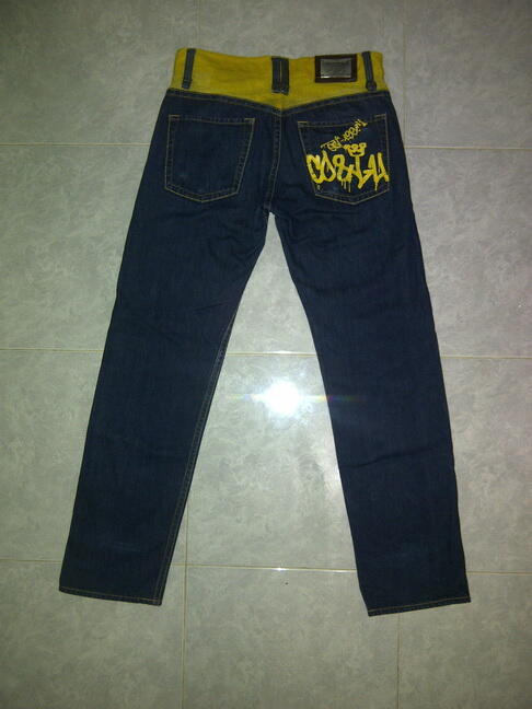 Terjual CELANA  CHINO UNIQLO JEANS  TIMBERLAND LEVIS UNIQLO 