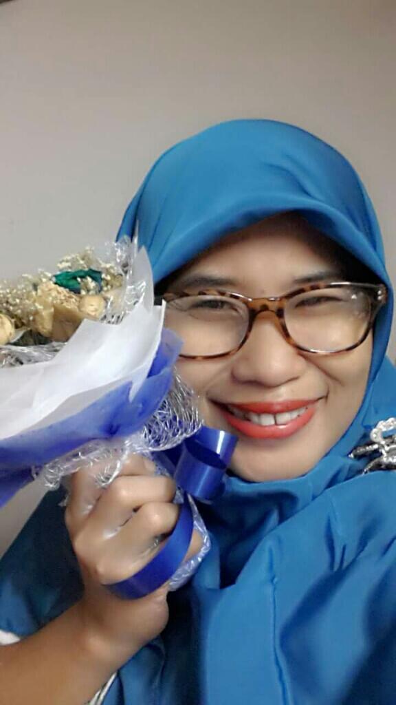 HAPPY AJA GANSIS
KITA NJALANIN NIH HIDUP INI