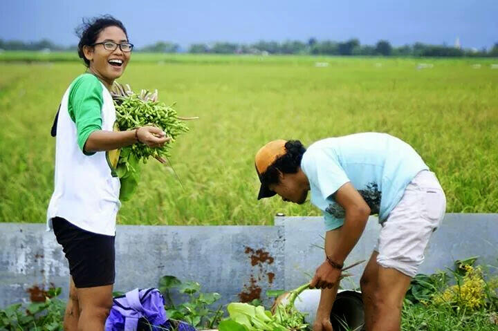 HAPPY AJA GANSIS
KITA NJALANIN NIH HIDUP INI