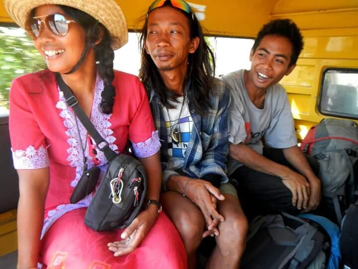 HAPPY AJA GANSIS
KITA NJALANIN NIH HIDUP INI
