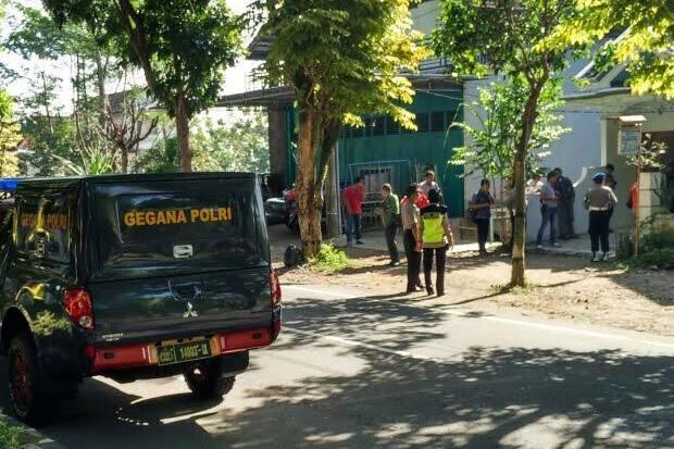 Densus 88 Tangkap Seorang Terduga Teroris di Magetan