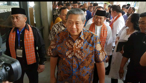 Di Dampingi SBY dan Ani Yudhoyono .Agus Tiba di Wisma Proklamasi