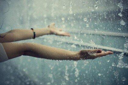 Filosofi Hujan : Ajaran Hujan Tentang Arti Hidup