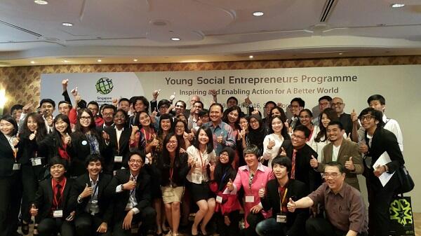 &#91;MEMBANGGAKAN&#93; Kama Batik Menangkan Young Social Entrepreneurs di Singapura