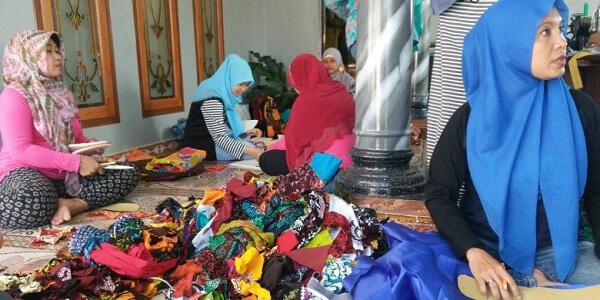 &#91;MEMBANGGAKAN&#93; Kama Batik Menangkan Young Social Entrepreneurs di Singapura