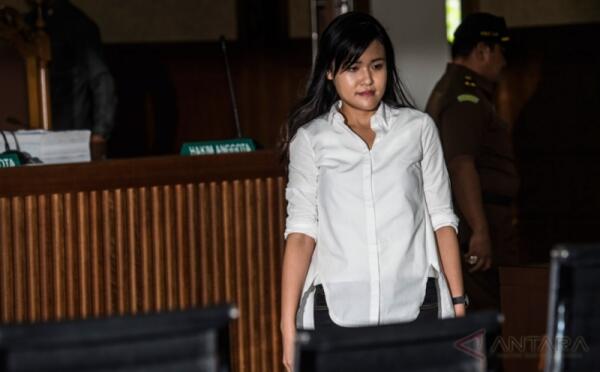 Hot news akhir dari penantian sidang jessica yang berubah menjadi vonis jessica