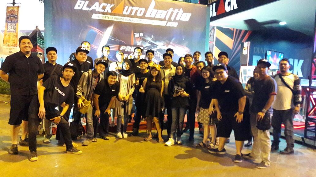 FR BlackAuto Battle Tangerang : Mobil Modifikasi ala Hello Kitty! 