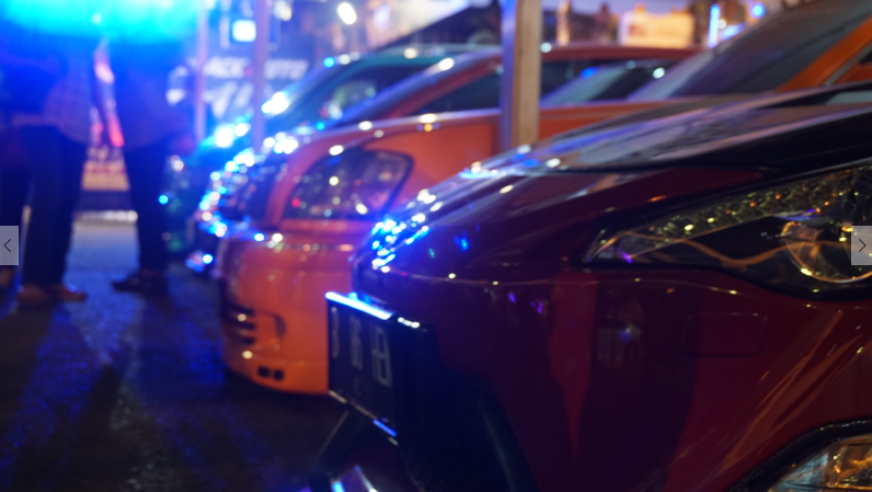 FR BlackAuto Battle Tangerang : Modifikasi Mobil-mobil Super Keren Gan!!!